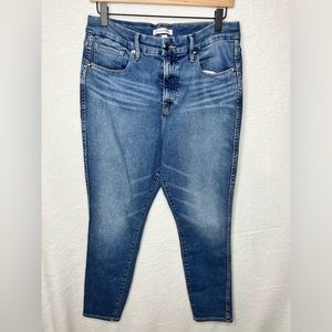 Good Curve Skinny Crop